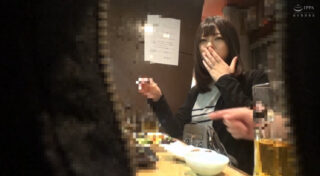 人妻　居酒屋
