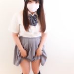 【うさみな】コスプレした巨乳お姉さんが立ちオナニーでガクブル絶頂！